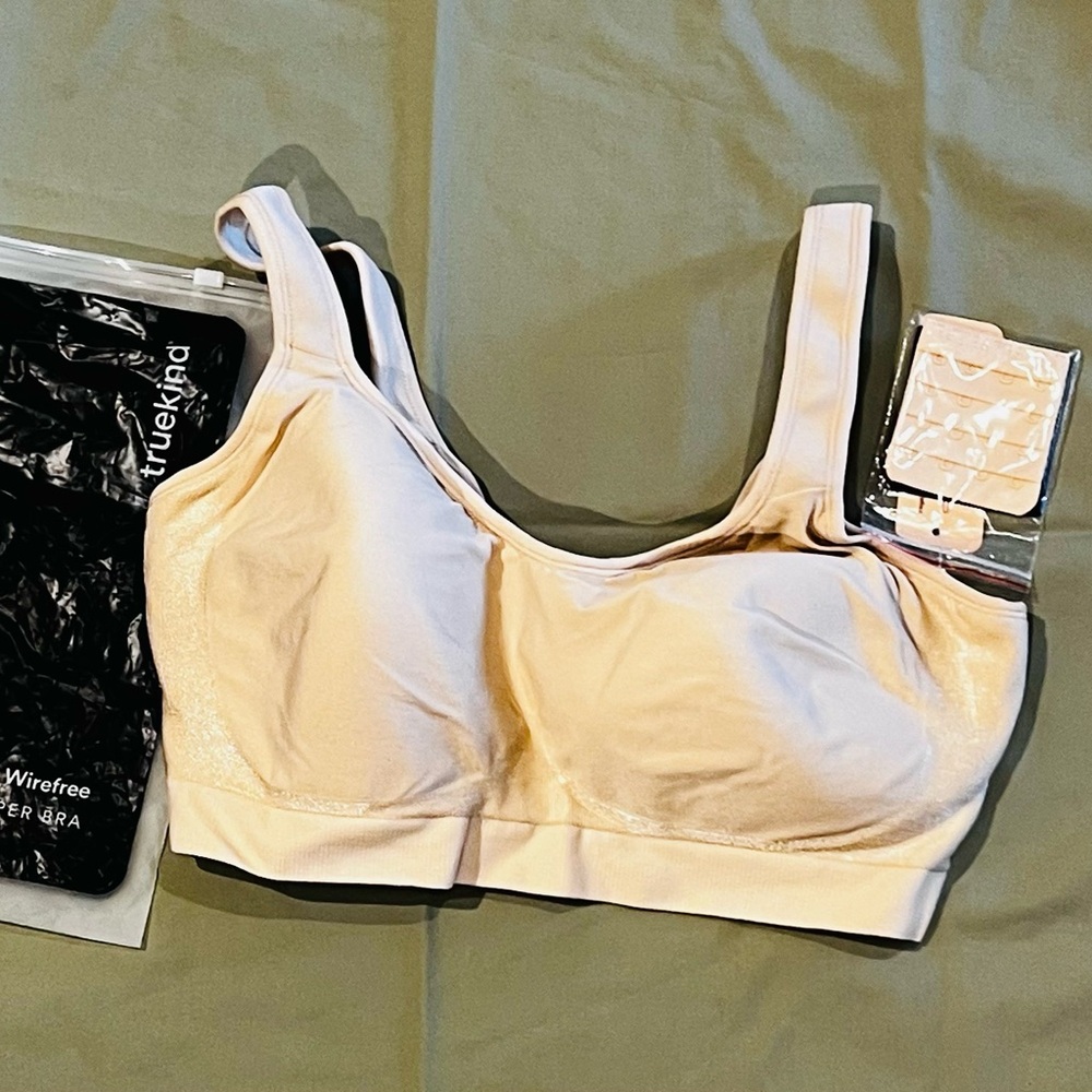 Truekind Cream Wireless Bra XL with added extender NWT